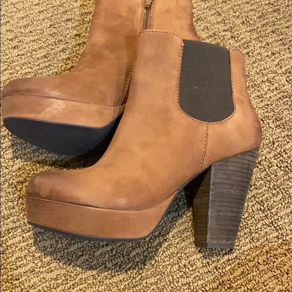 Steve Madden booties